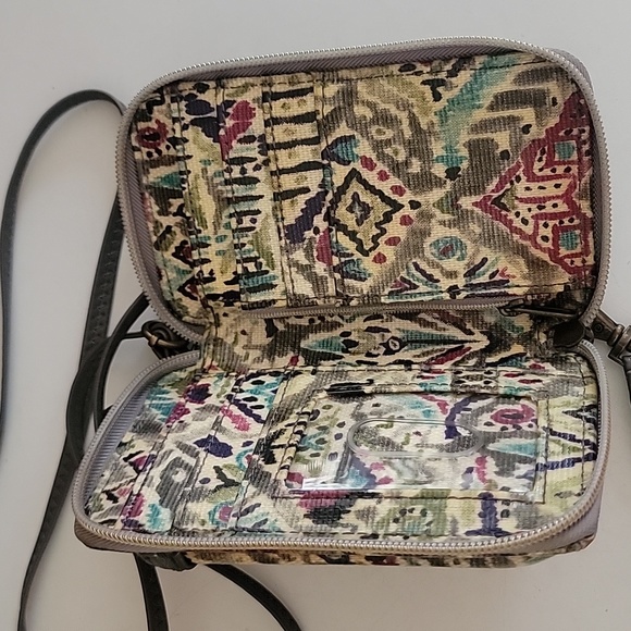 SAKROOTS Crossbody Wristlet  Smartphone Cell Phone Case Wallet - Picture 4 of 6